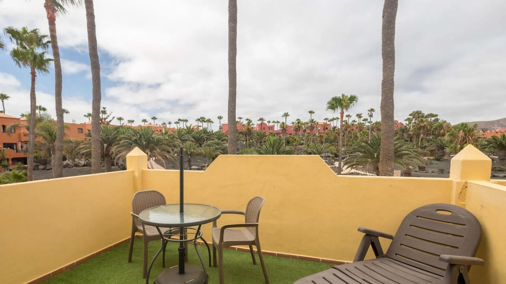 Apartamentos Oasis Royal Corralejo F312 0*,