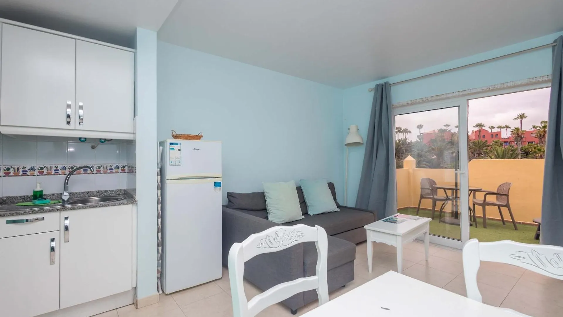 Apartamentos Oasis Royal Corralejo F312 Apartment